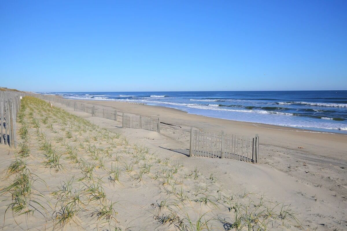 Two Bedroom, Luxury Condo, Duck, North Carolina (3331130)