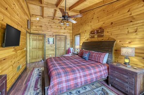 4 bedrooms, iron/ironing board, travel cot, free WiFi