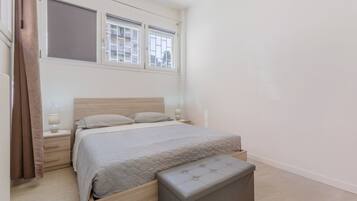 1 Schlafzimmer, Bügeleisen/Bügelbrett
