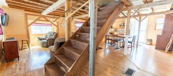 Lillie's Lil Cabin: Spring into Relaxation – Cozy Cabin with Trails & Wildlife