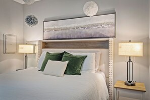 5 Schlafzimmer, Schreibtisch, Reisekinderbett, kostenloses WLAN