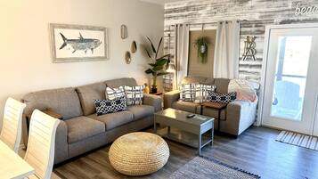 Smart TV, DVD player