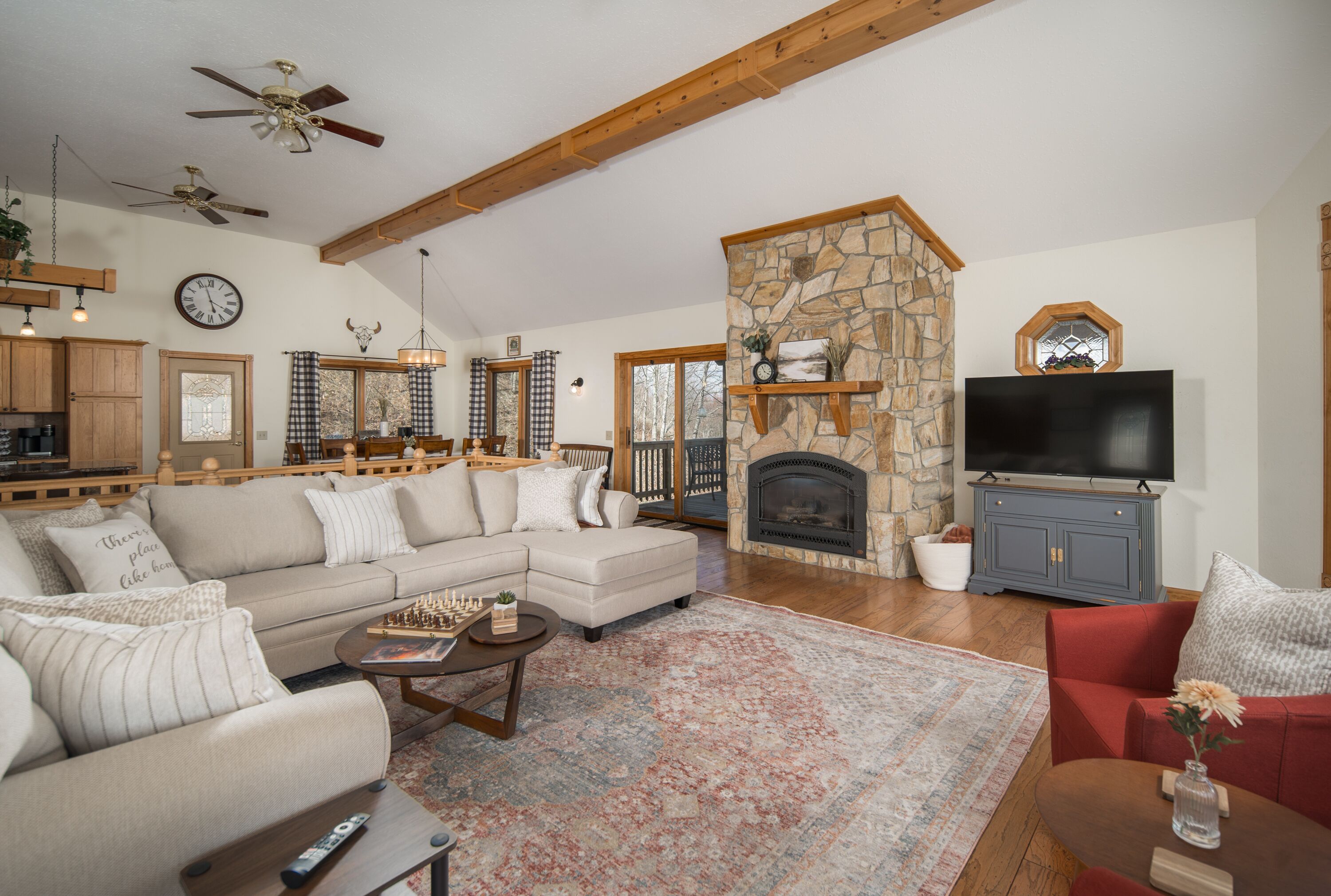 Private Cabin with Majestic Mountain Views - Hot Tub + Pet Friendly