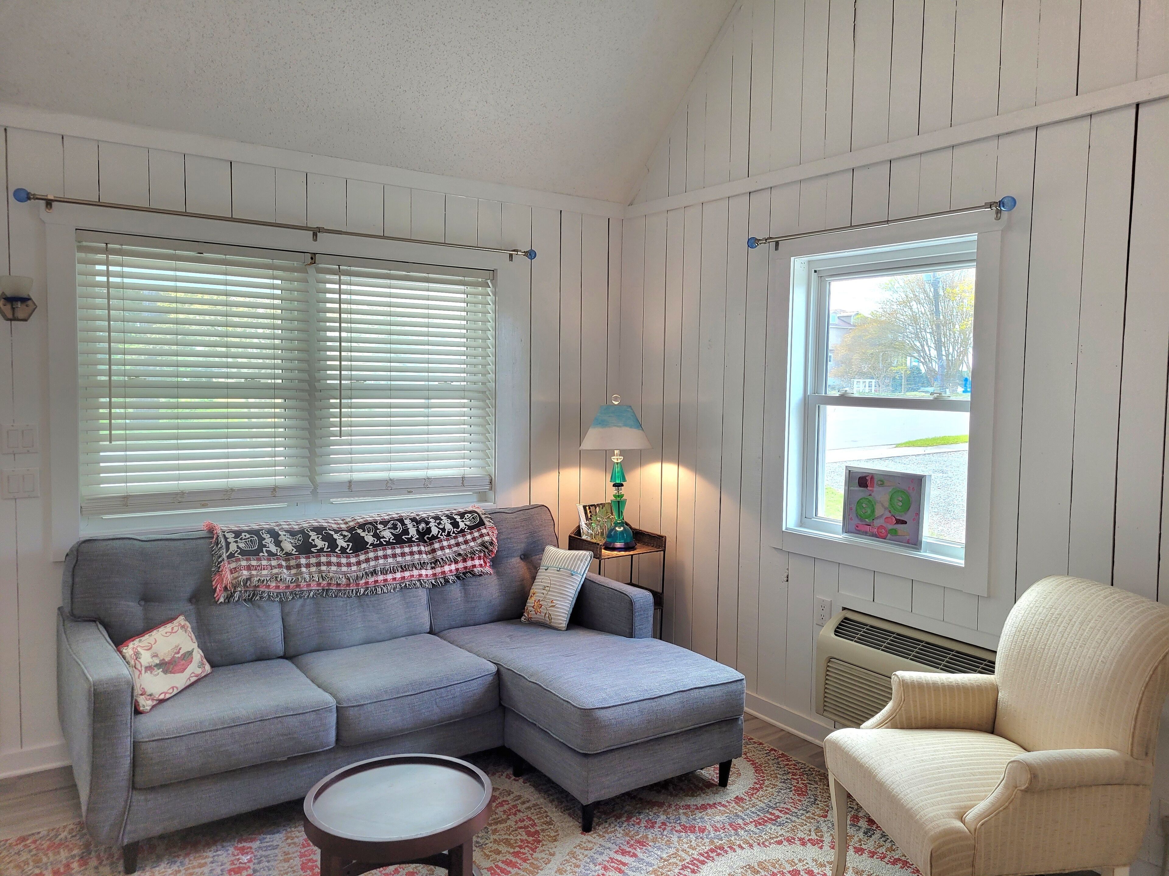 Seaside - Quaint apartment in the Village!