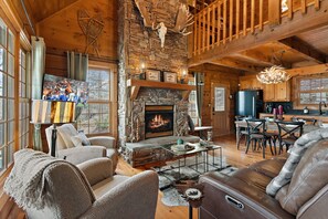 TV, fireplace