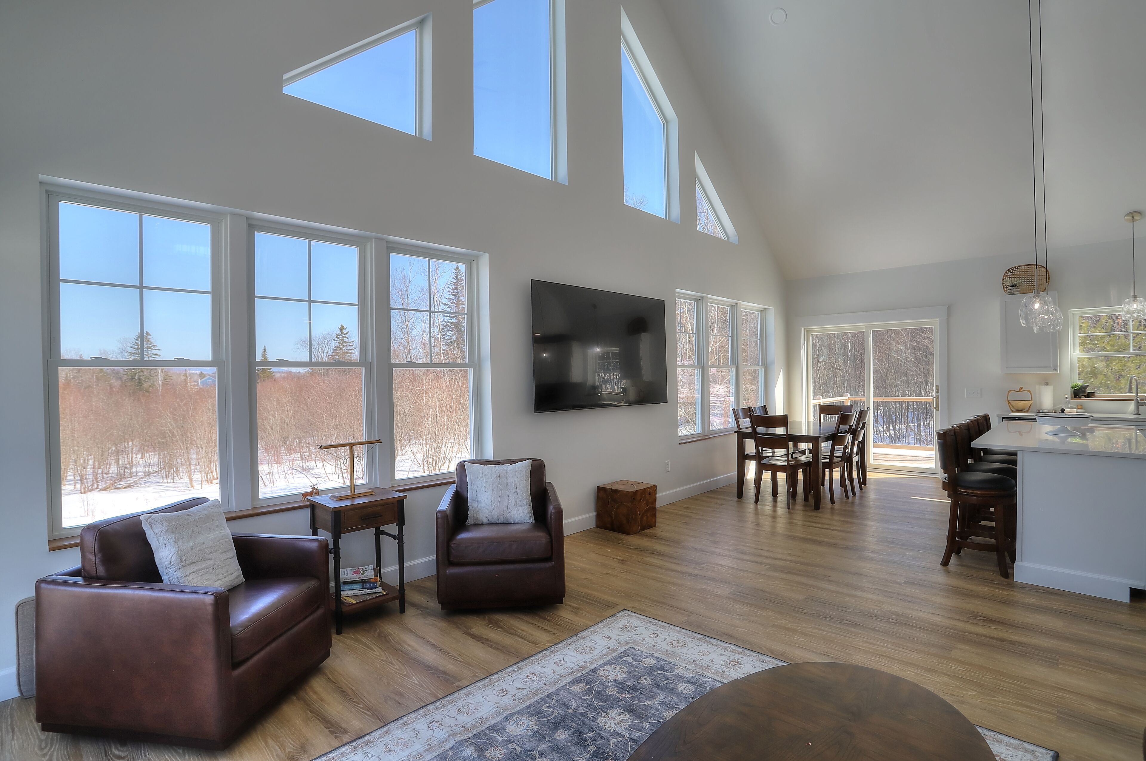 Beach House Chalet - shared access to Rangeley Lake