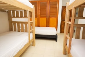 Wifi gratis y ropa de cama