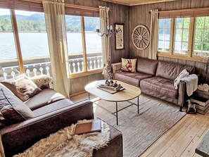 TV, fireplace - Staksholmen by Interhome (Konsmo)