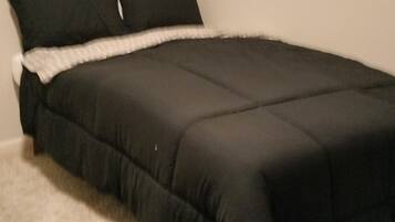 1 bedroom, iron/ironing board, bed sheets, wheelchair access