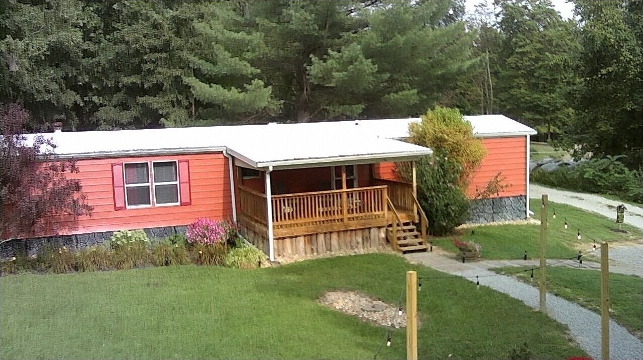 2 bedroom in Hocking Hills with Hot Tub
