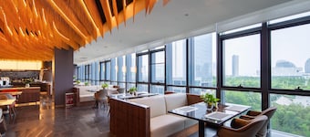 Madison Hotel Qingdao West Coast City Balcony