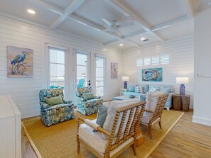 Smart TV - Golf Cart Included, Private Pool, Boardwalk (Port Aransas)