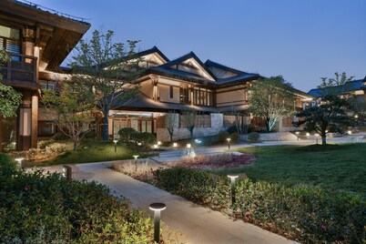 Blossom Hill Hotel Nanjing Lishui