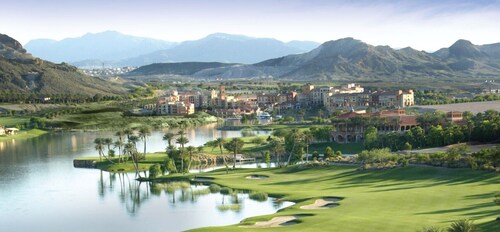 Lake Las Vegas 2BR condo with gorgeous views of lake & pools