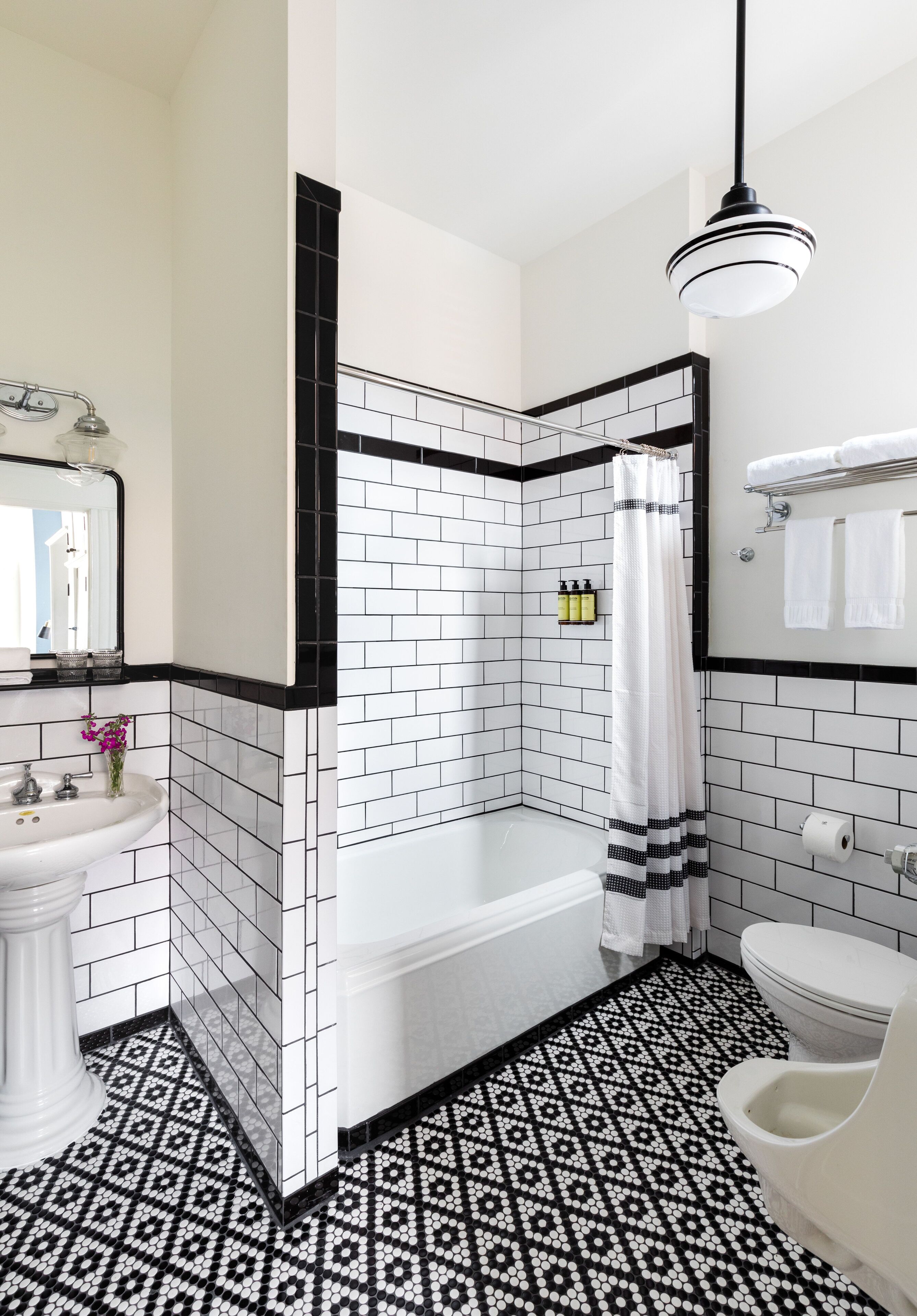 Photo - The Boulevard Inn