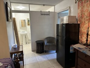 Interior - Hollywood beach completely one bedroom unit 1918H (Fort Lauderdale)