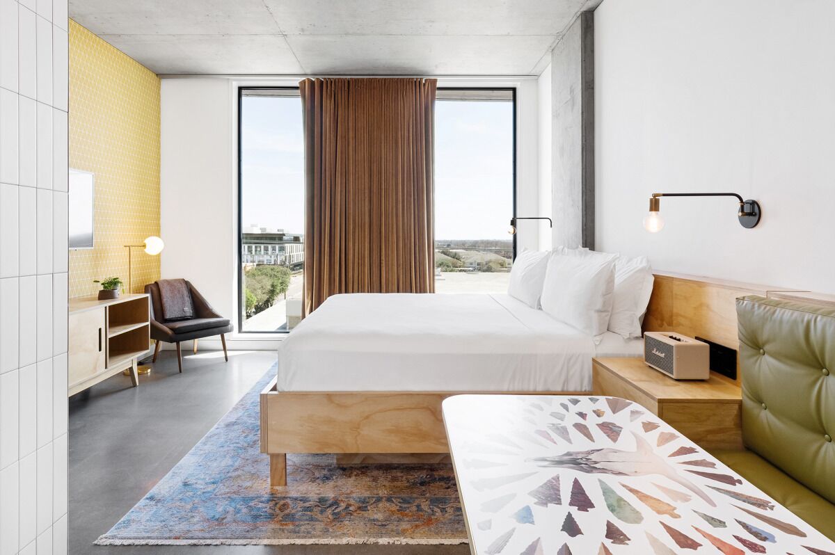 Ideal Mix of Comfort and Value! City View, Minutes to Austin Museum of Art