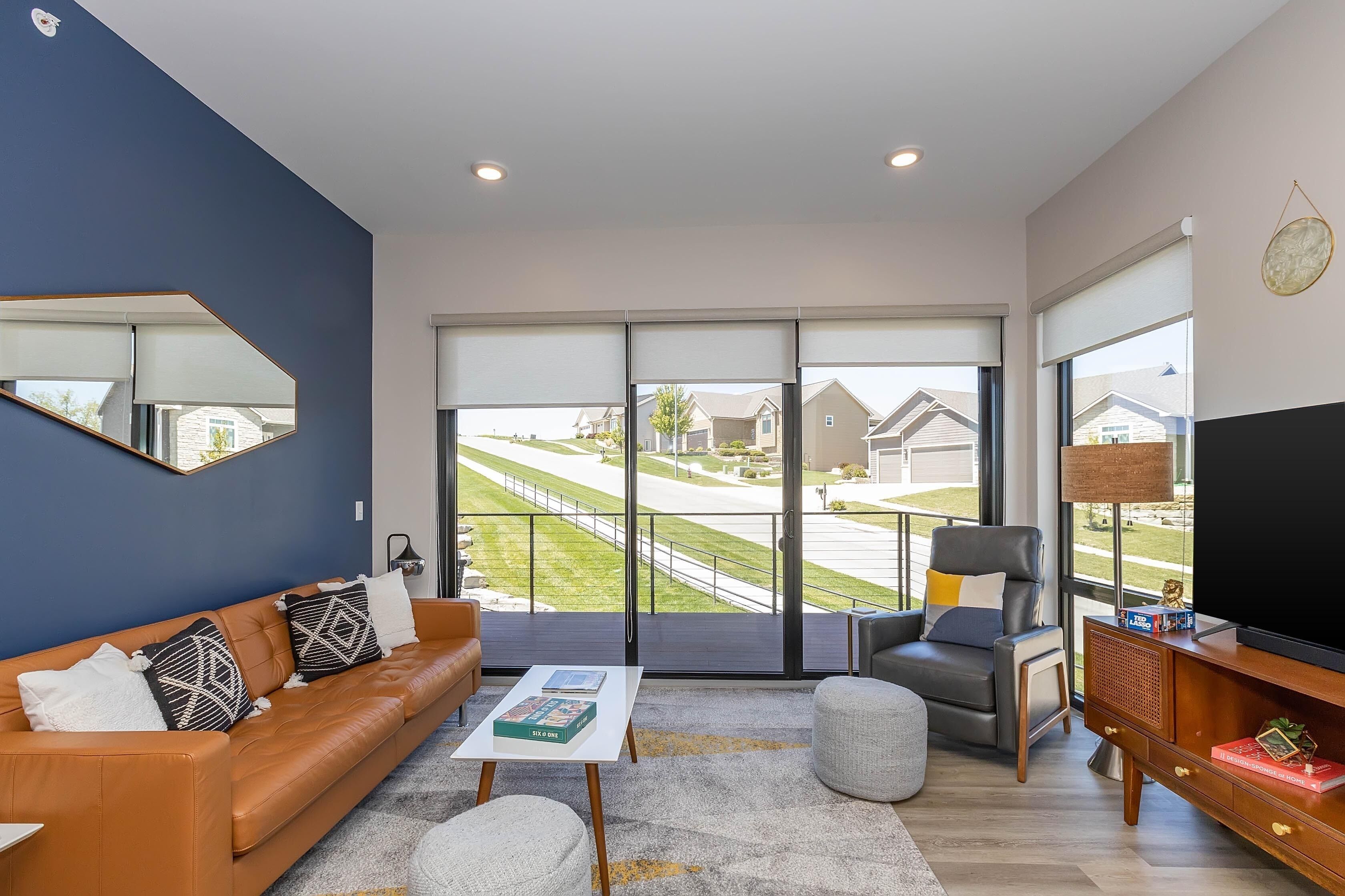 Elegant Condo Minutes to Colbert Hills Golf Course, KSU, and Downtown Manhattan