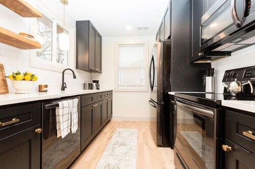 The White Goose Cottage in Downtown Franklin