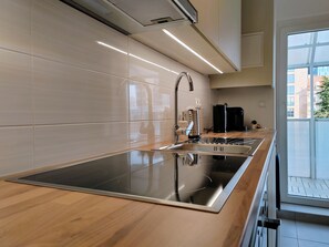 Fridge, oven, stovetop, dishwasher - S15 Studio Apartment, Zagreb, Croatia (Zagreb)