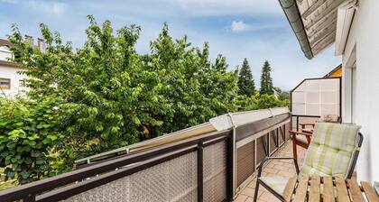 Ferienwohnung 'Sonnenschein' mit Bergblick, Balkon und WLAN