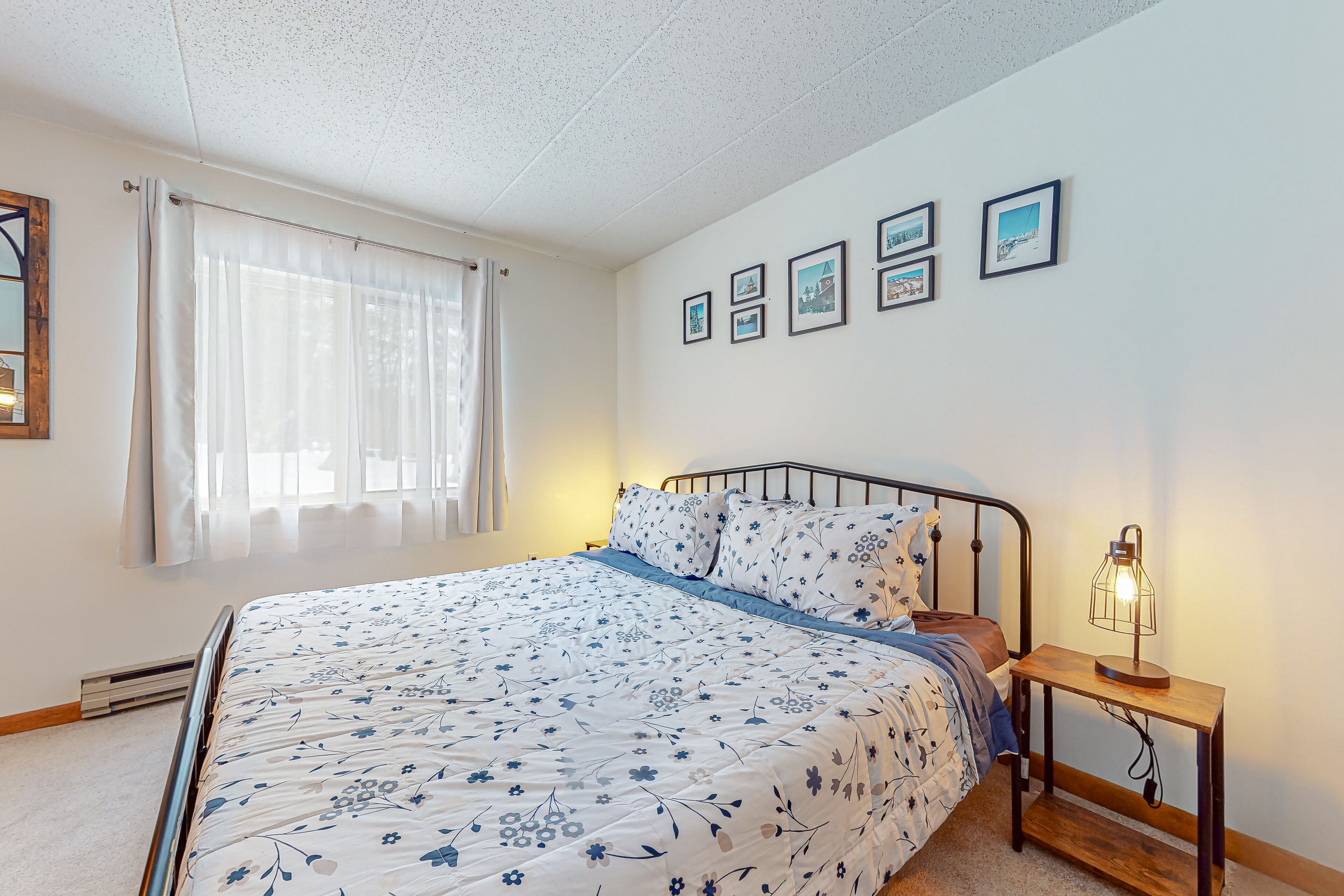 Cozy studio near slopes with pool, hot tub, & sauna access