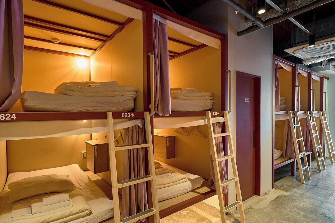 In-room safe, WiFi, bed sheets