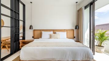 1 bedroom, in-room safe, desk, blackout curtains