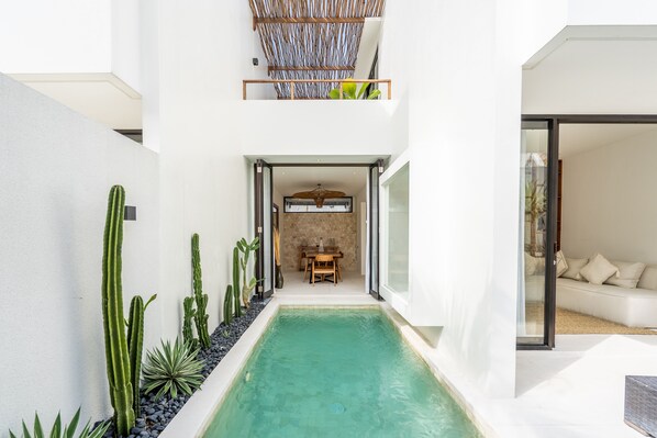 Front of property - Casa Bella Villa by Betterplace (Kerobokan)