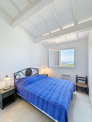 2 bedrooms, free WiFi - Gigaro - Wonderful sea view (LA CROIX VALMER)