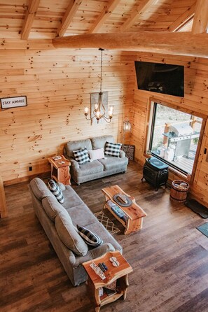 TV connectée, cheminée