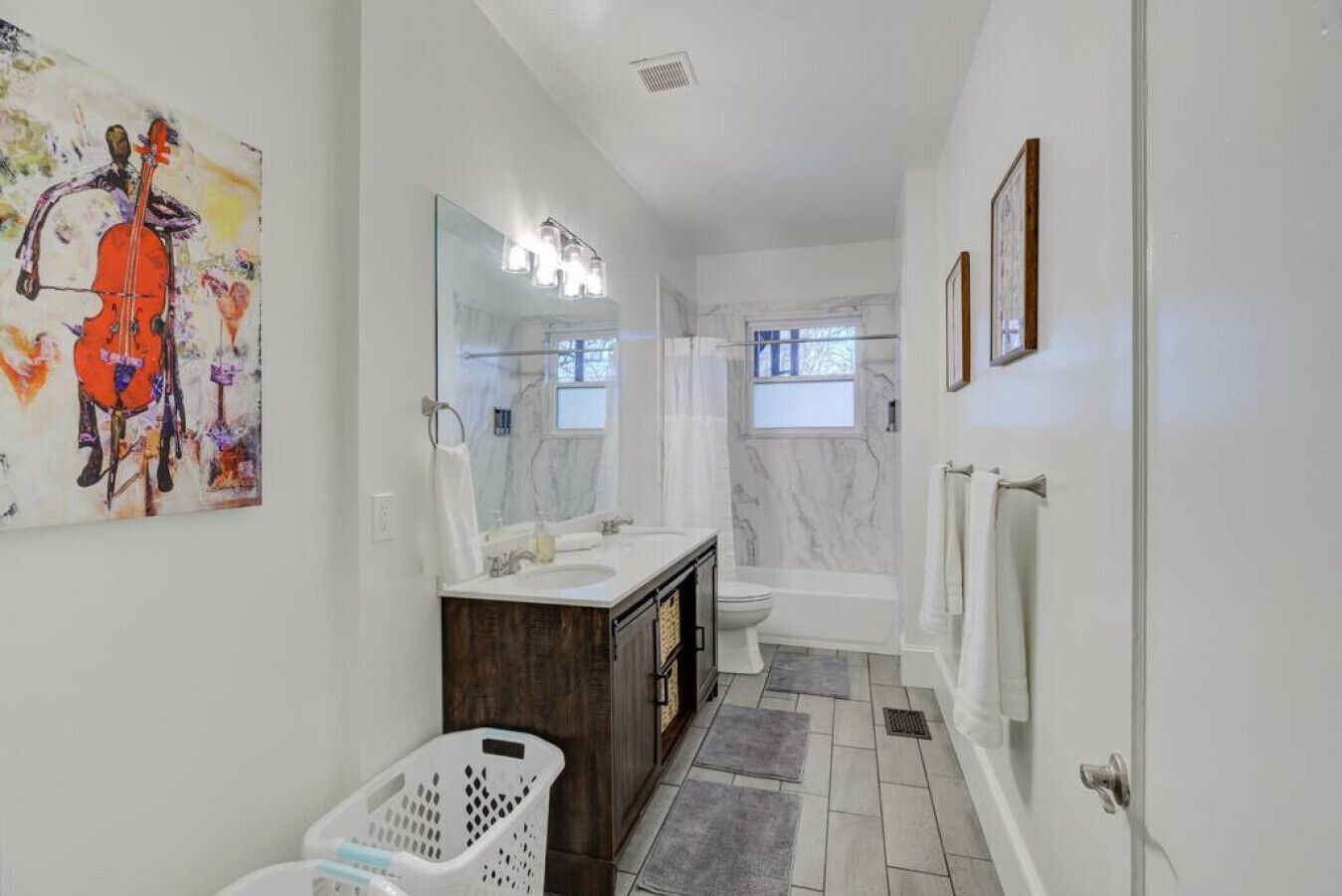 196 #2 · Chic Midtown Flat near Zoo | Overton Sq | St Jude