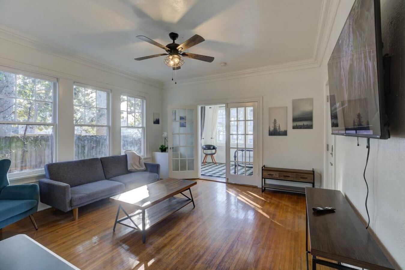 196 #2 · Chic Midtown Flat near Zoo | Overton Sq | St Jude