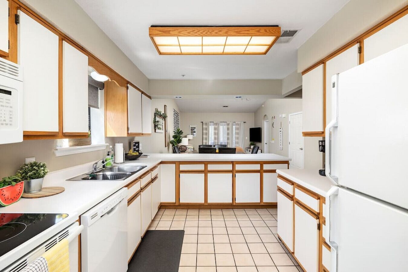 Cozy Retreat-Sleeps 6!