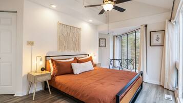 3 chambres, bureau, Wi-Fi gratuit, draps fournis