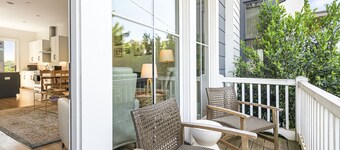 Second Floor Balcony | EV Charger |King Bed