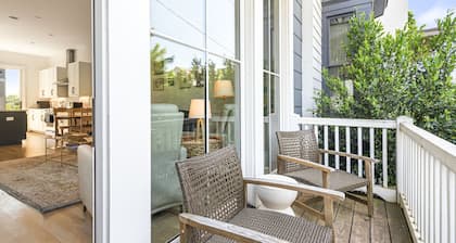 Second Floor Balcony | EV Charger |King Bed