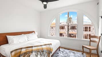 2 bedrooms, iron/ironing board, travel cot, WiFi