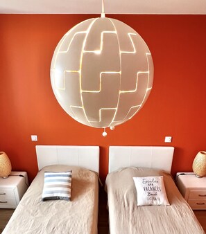 3 bedrooms, iron/ironing board, travel cot, free WiFi