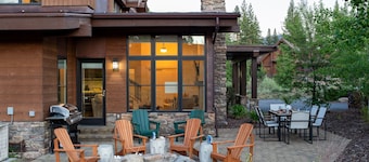 Quartz by AvantStay | Stunning Home In Truckee w/ Views
