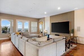 Smart TV, ping pong, offices