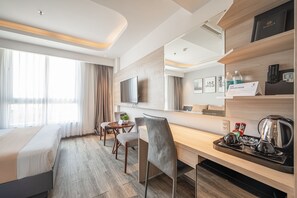 Deluxe Room | Living area