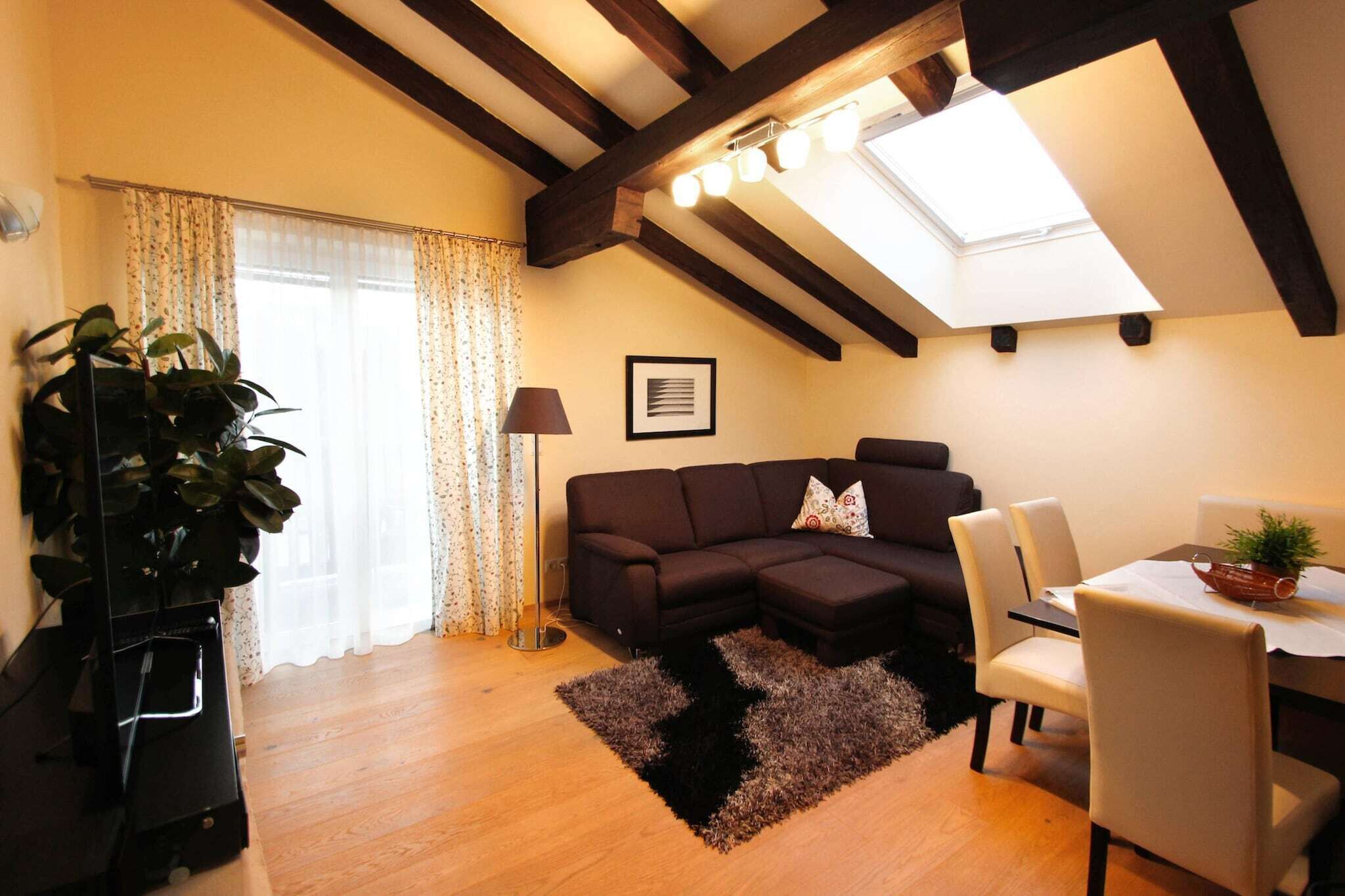 Smart-TV, Stereoanlage