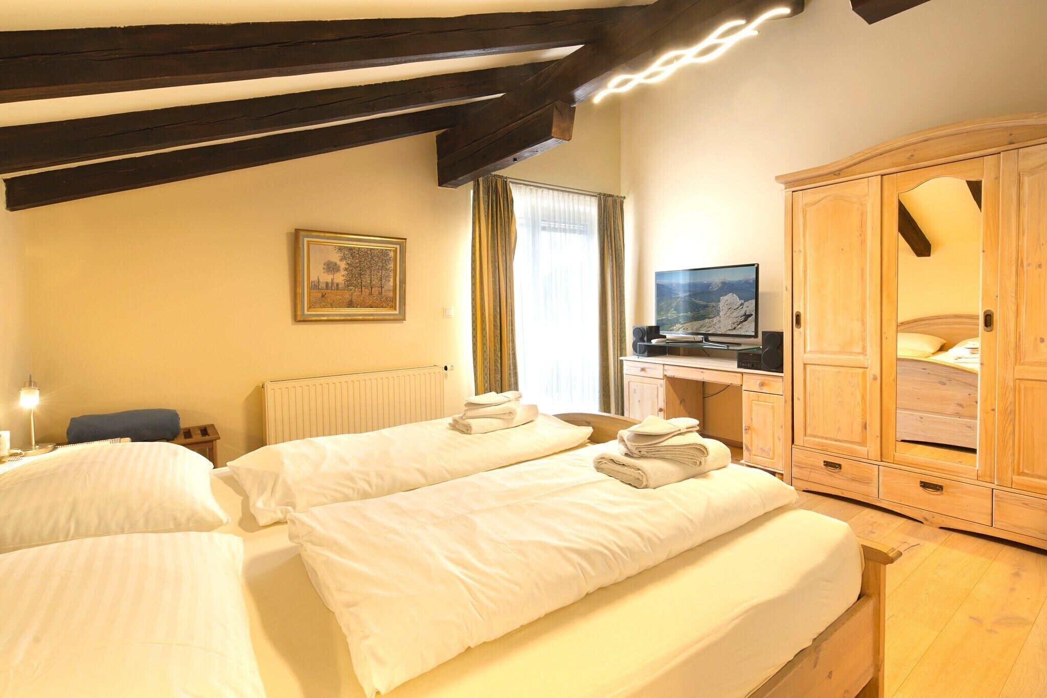 2 bedrooms, free WiFi