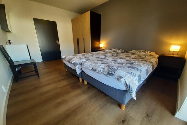 4 bedrooms, free WiFi