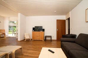 TV, ping pong