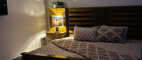 Deluxe-Doppelzimmer | Bügeleisen/Bügelbrett, kostenloses WLAN