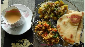Tägliches inbegriffenes Frühstücksbuffet