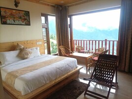 1 habitación, decoración personalizada y muebles diferentes 