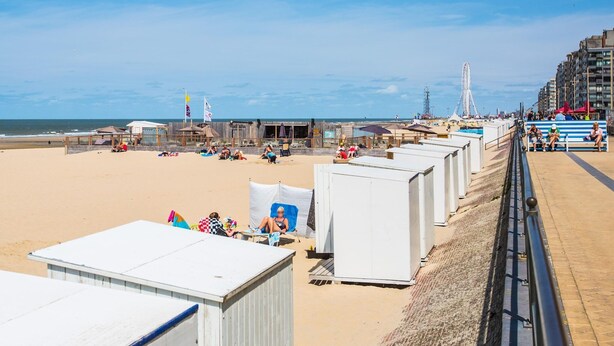 Beach nearby - Luxurious apartment with stunning sea view (Middelkerke)